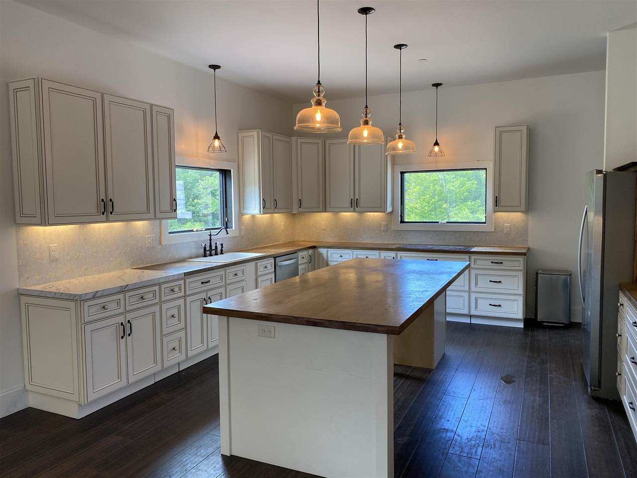 515 Old Coach Road - Photo 1