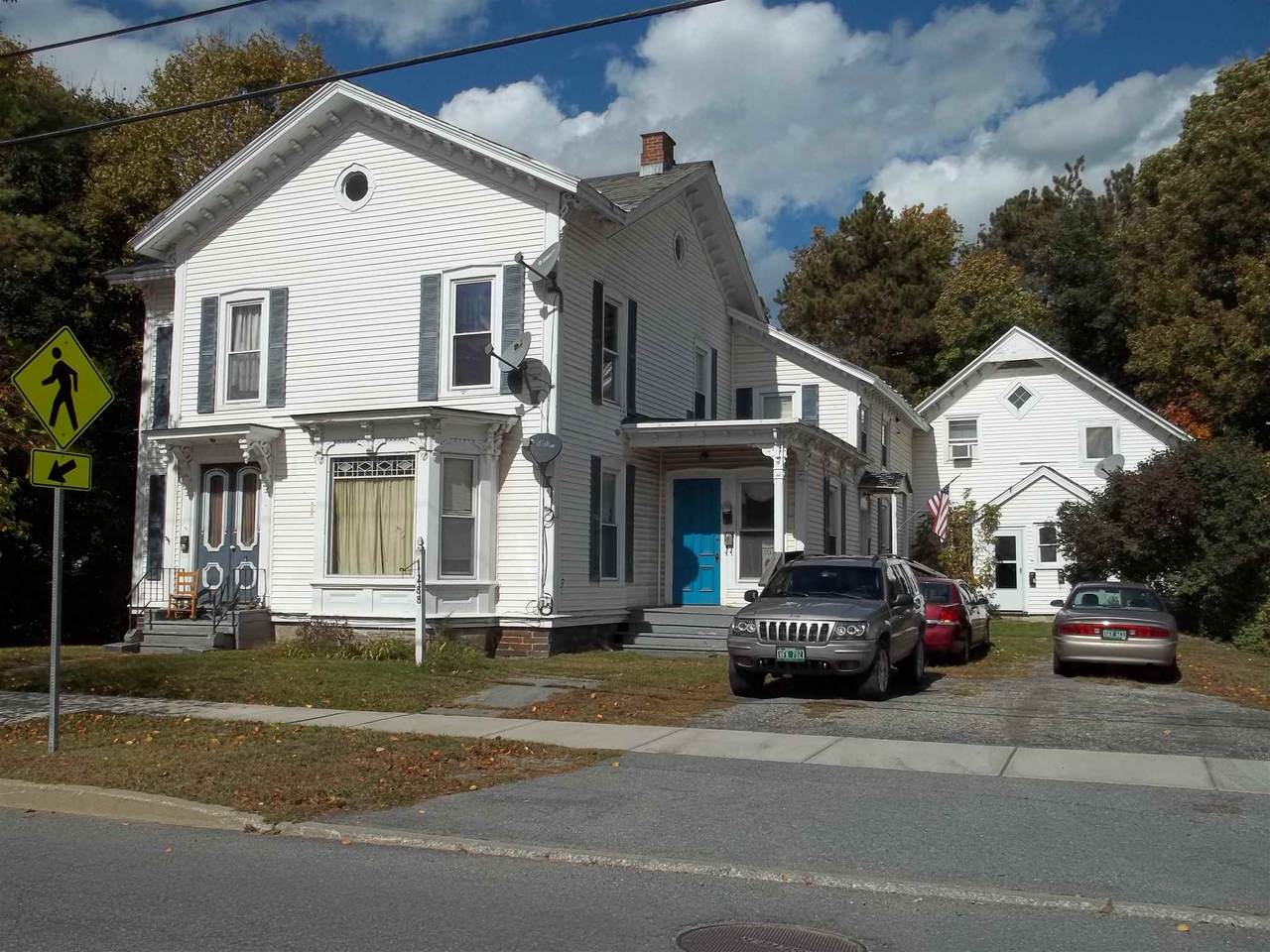 288 Bentley Avenue - Photo 1
