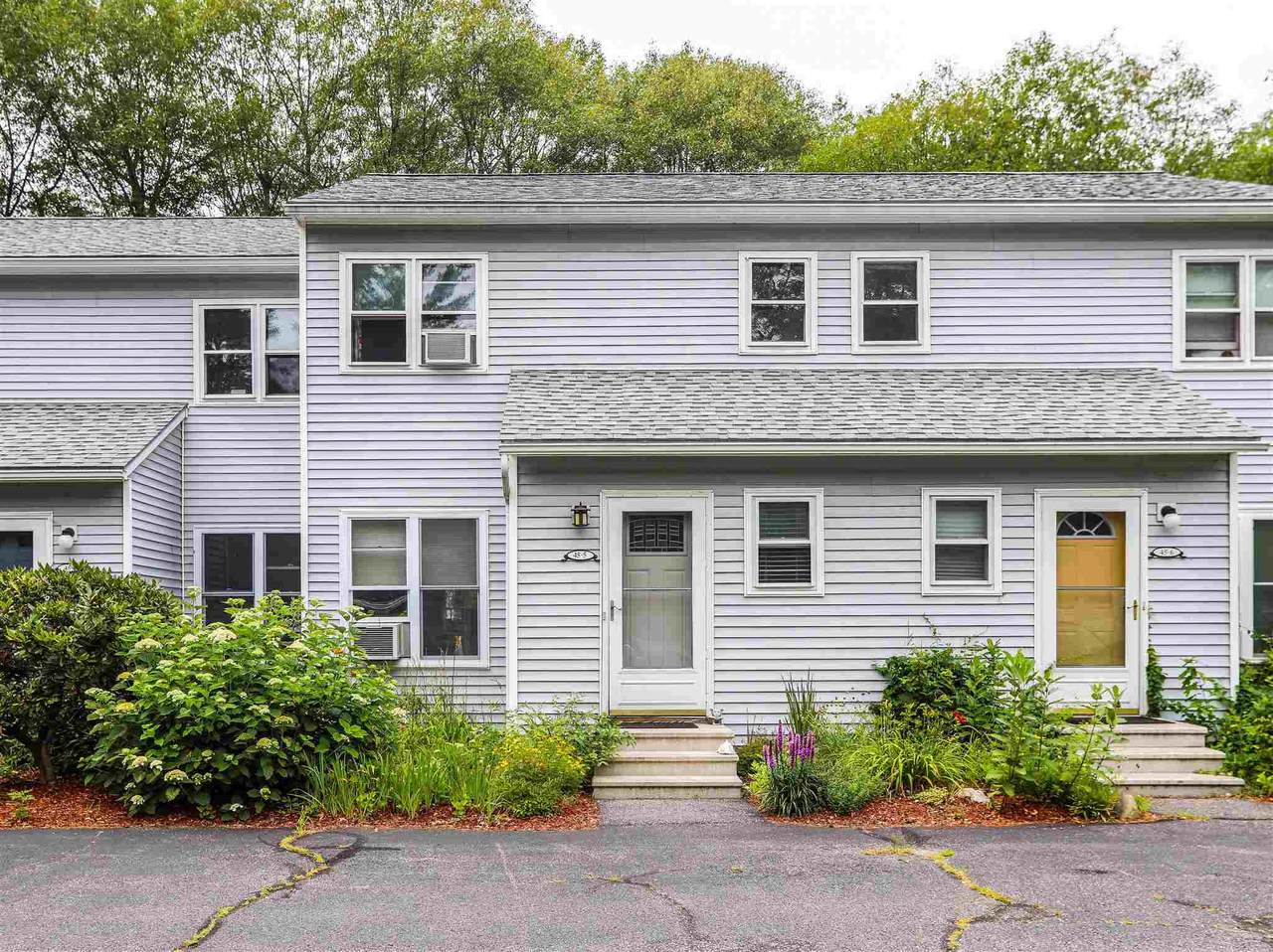 45-5 Commonwealth Drive - Photo 1
