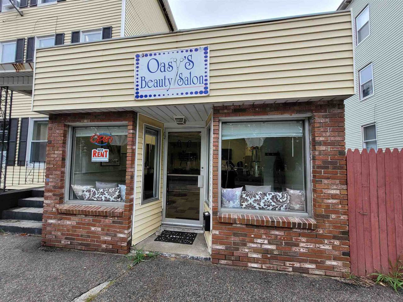 167 Pine Street - Photo 1
