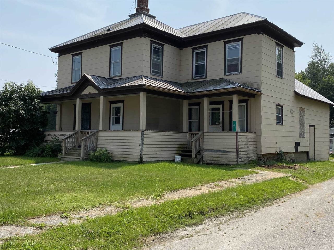 42 Vantine Avenue - Photo 1