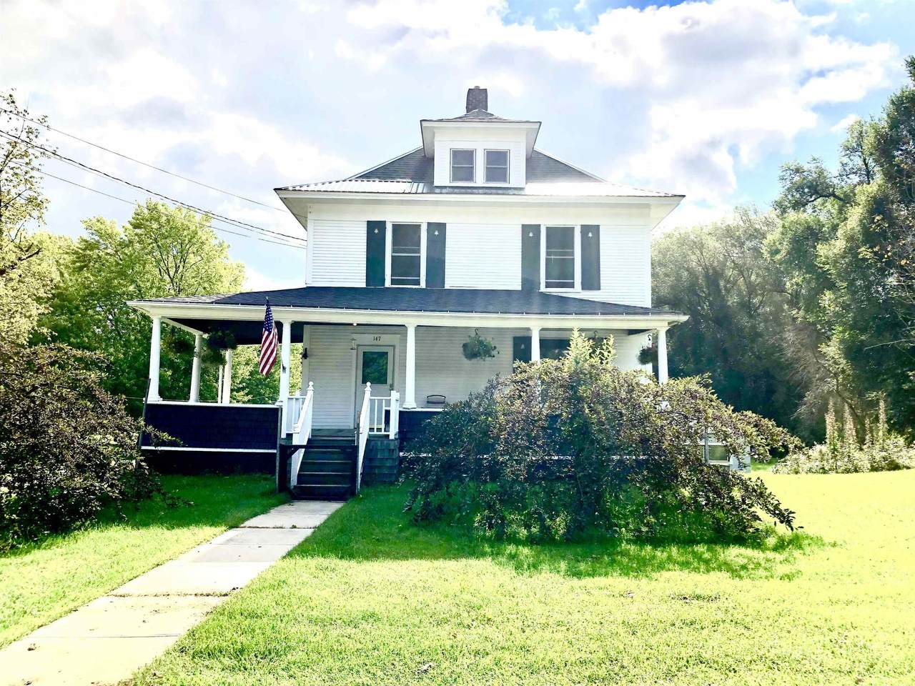 147 Main Street - Photo 1