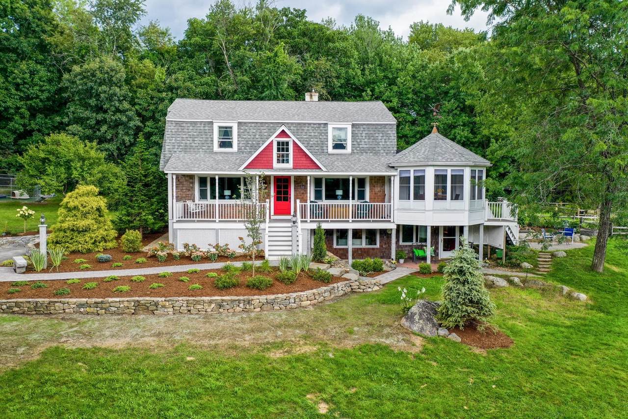 11 Squamscott Road - Photo 1