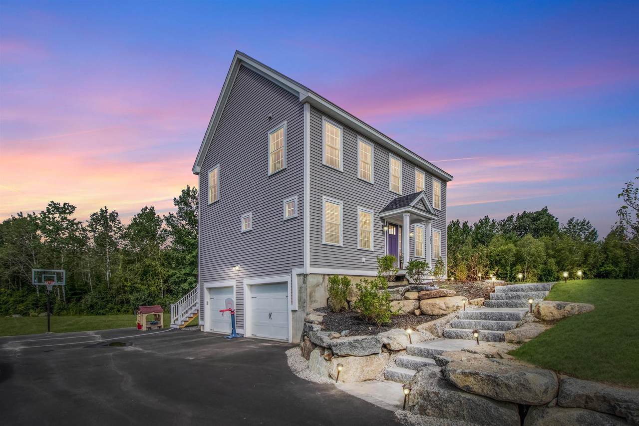 32 Daniels Drive - Photo 1