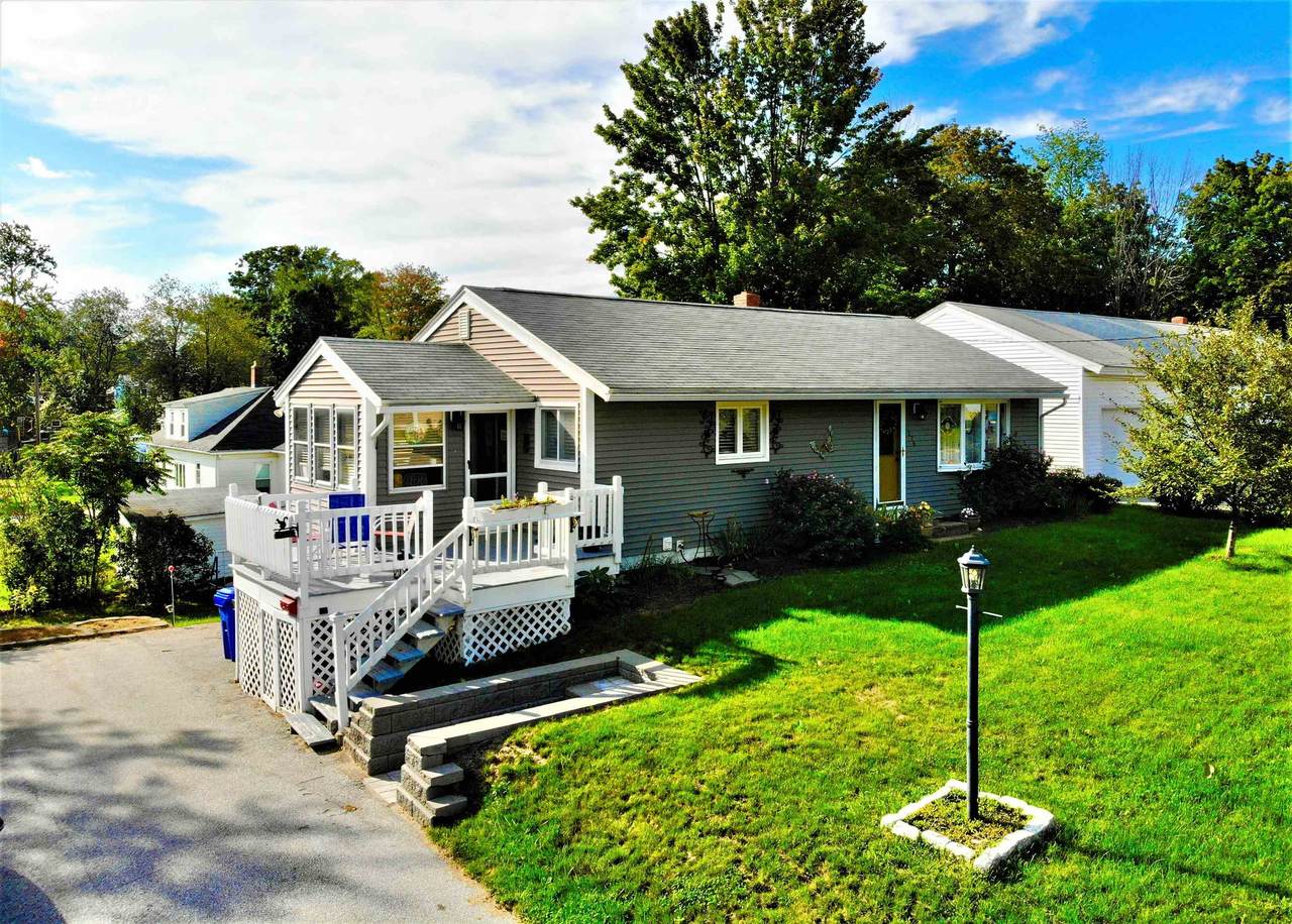 176 Portsmouth Avenue - Photo 1