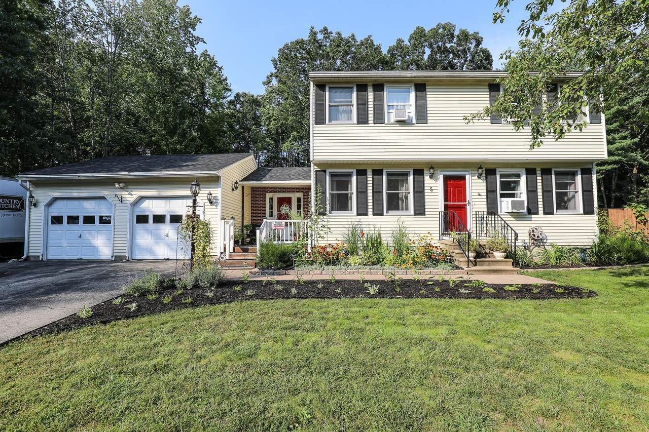 5 Woodbine Avenue - Photo 1
