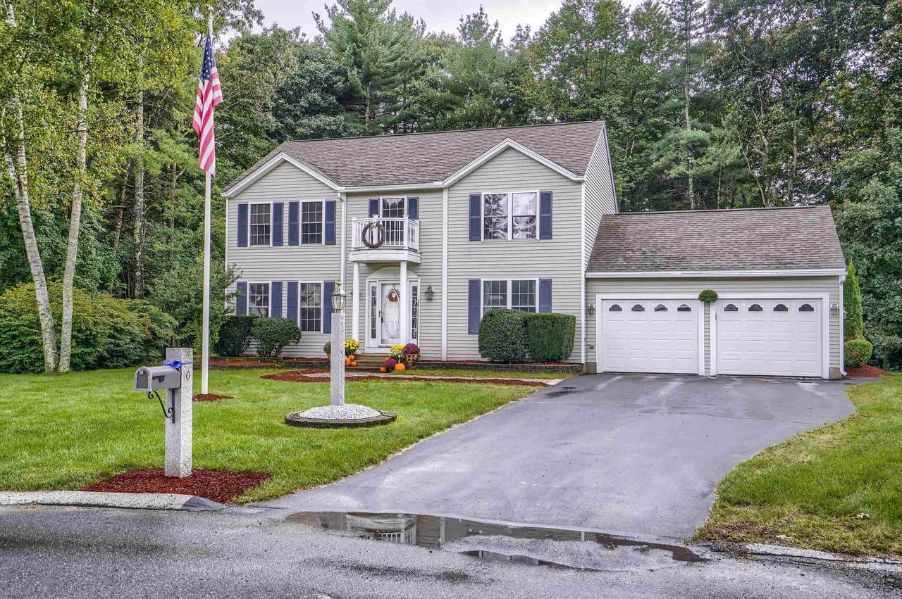 10 Acorn Drive - Photo 1