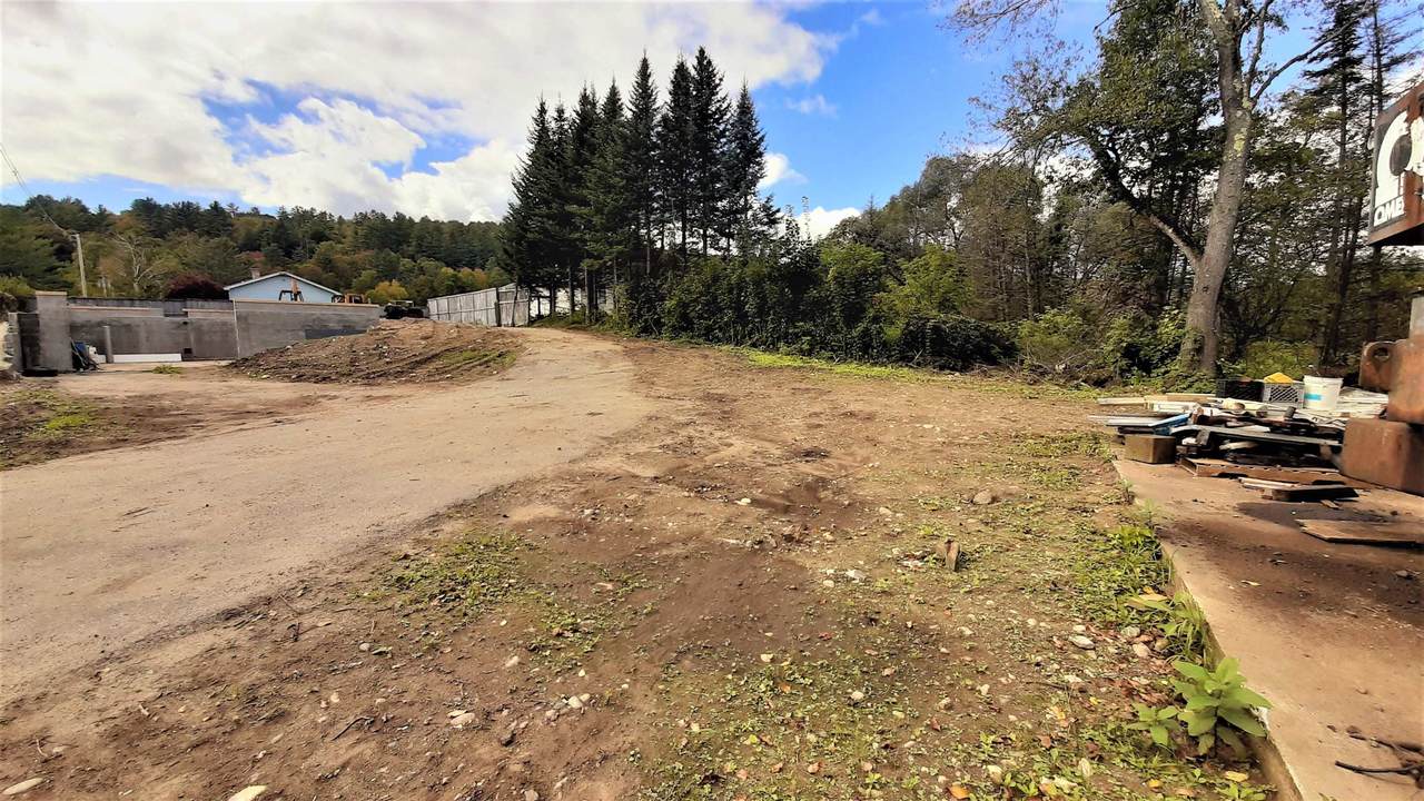 185 Pleasant Street Extension - Photo 1