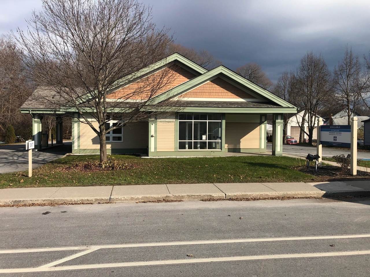 484 Main Street - Photo 1