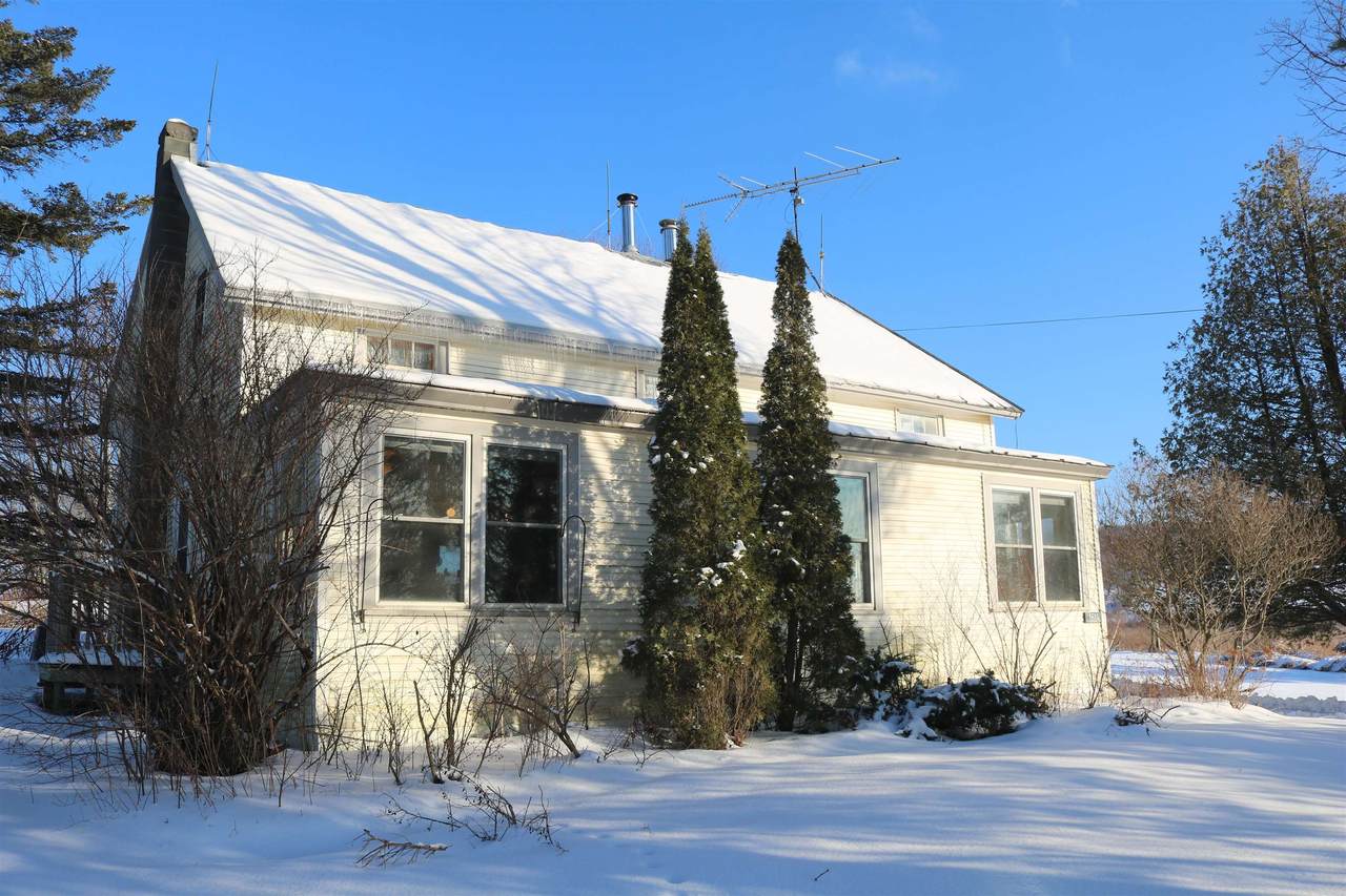 1814 North Road - Photo 1