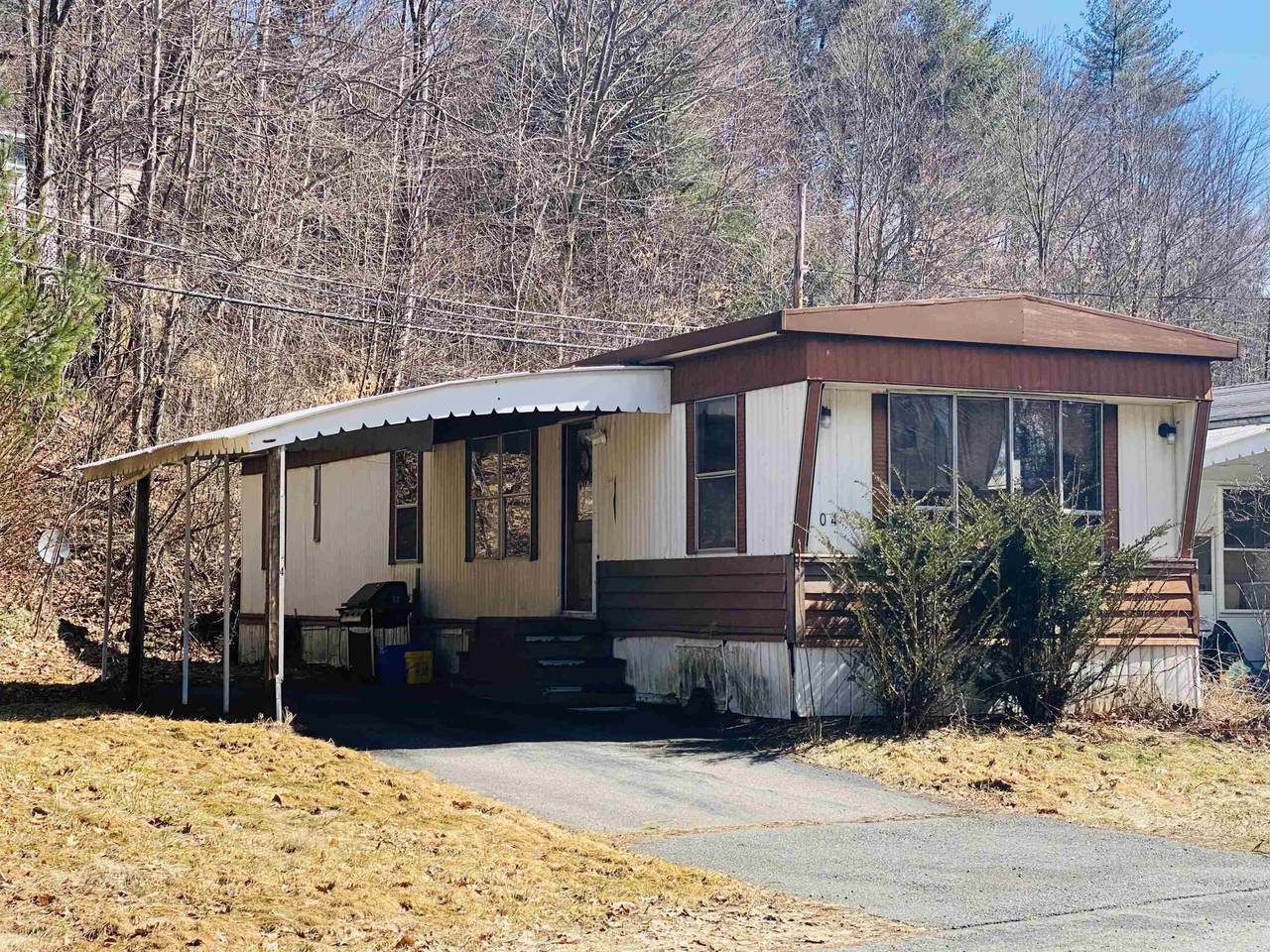 4 Village Drive - Photo 1