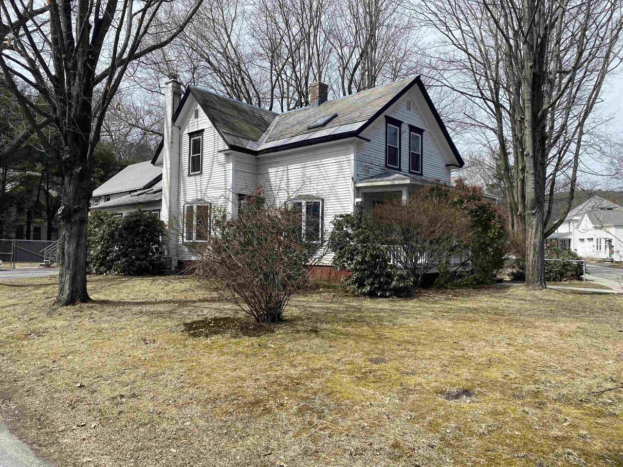 83 Frost Place - Photo 1
