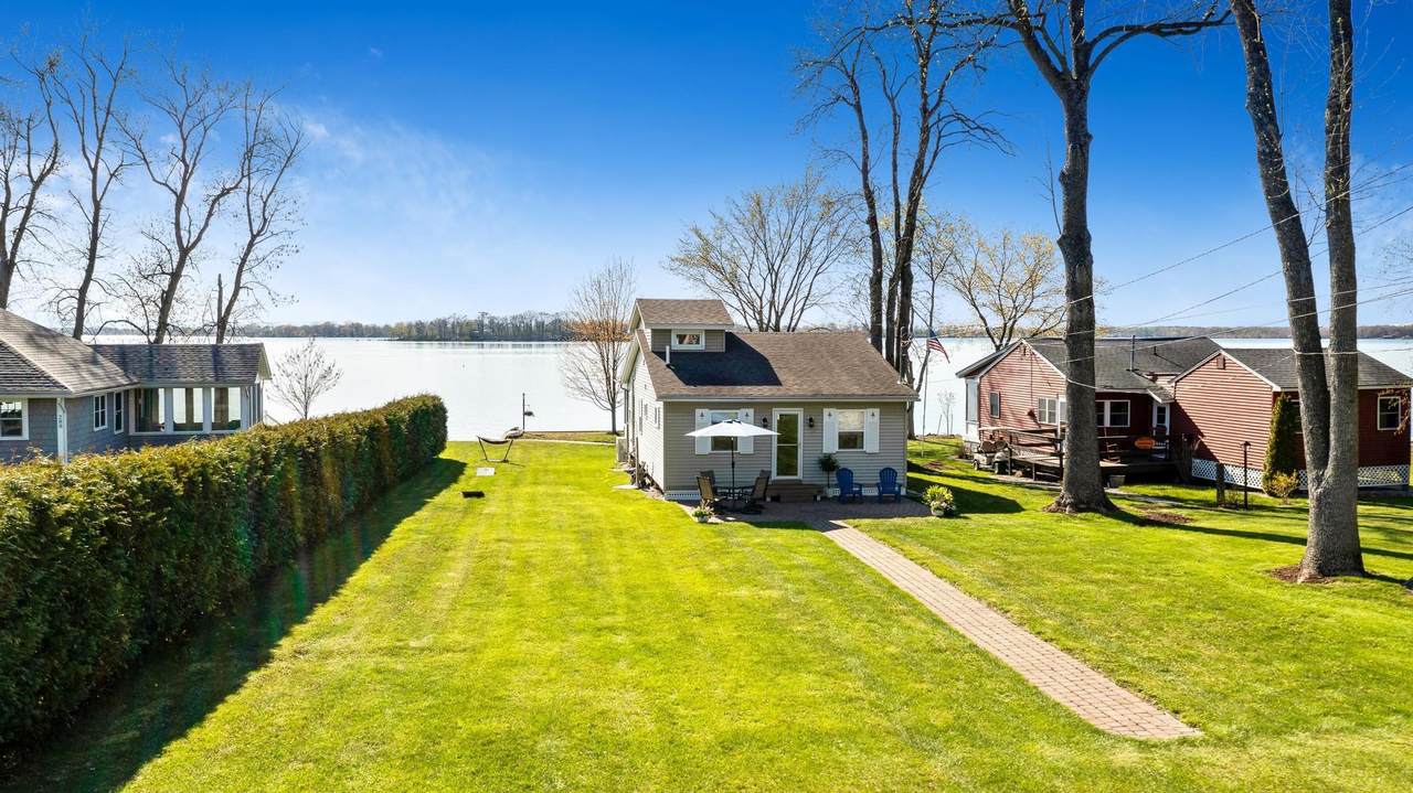 276 The Pines Road - Photo 1