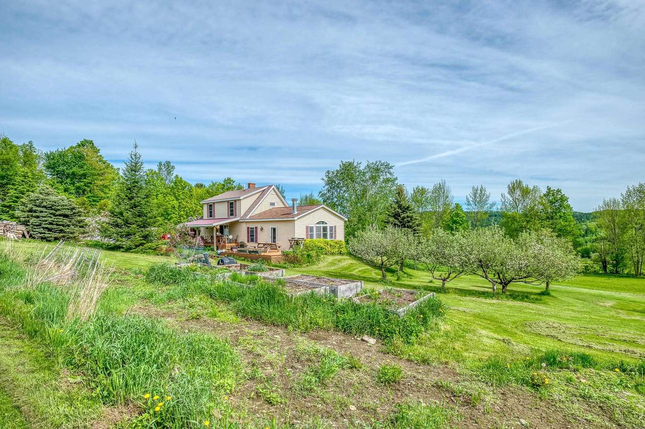 108 Barrett Hill Road - Photo 1