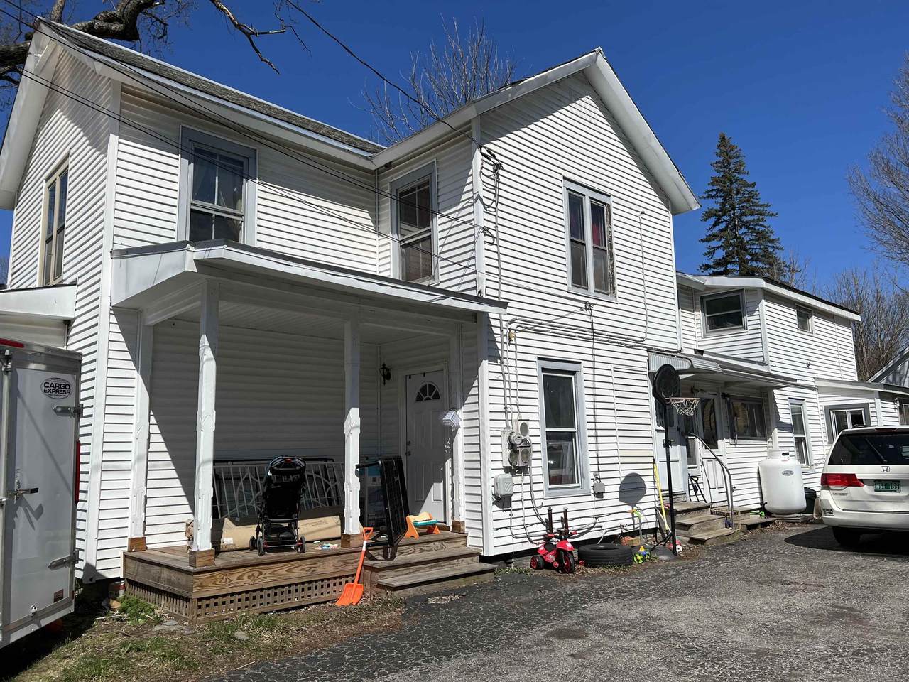 17 Grape Street - Photo 1