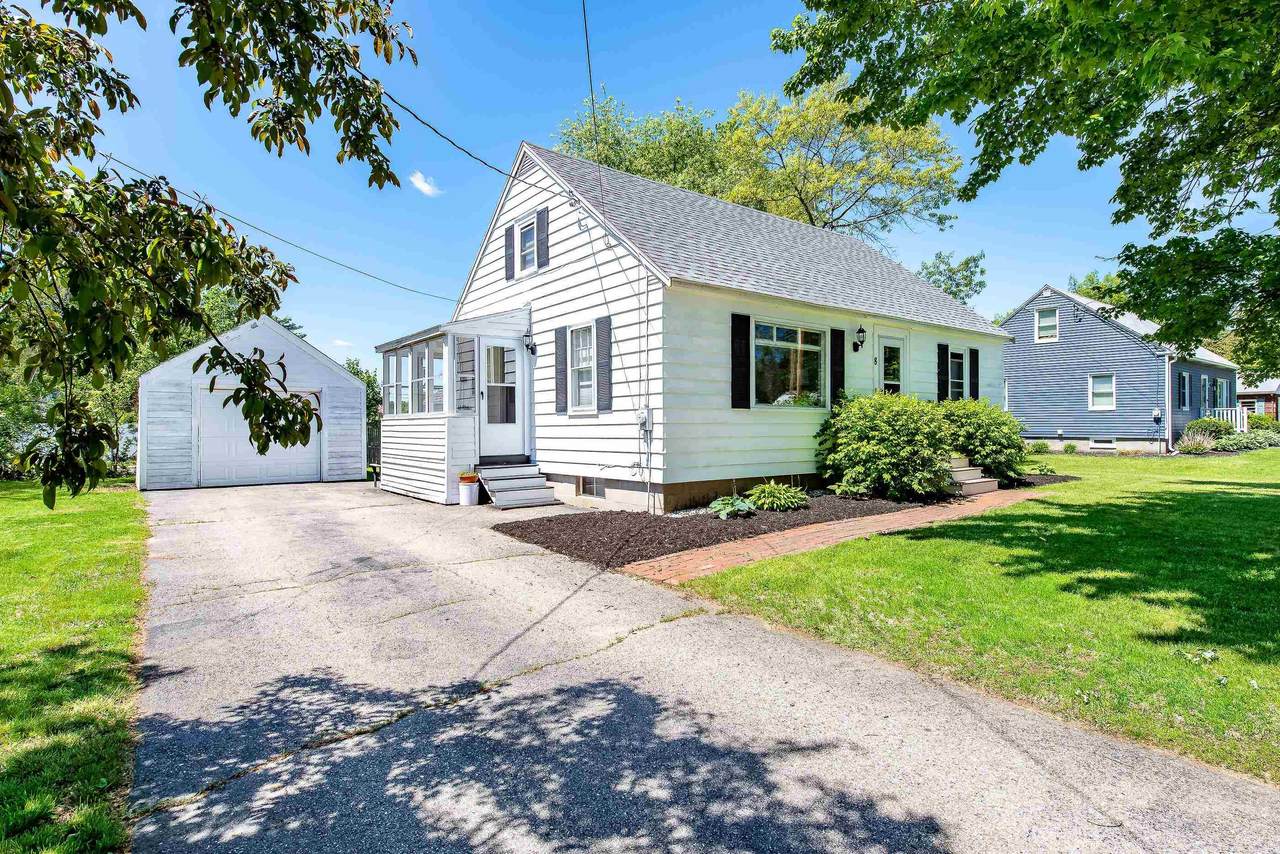 8 Willard Road - Photo 1