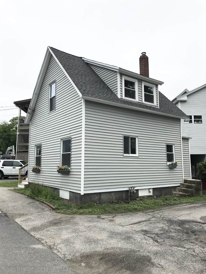 52 Laurel Street - Photo 1