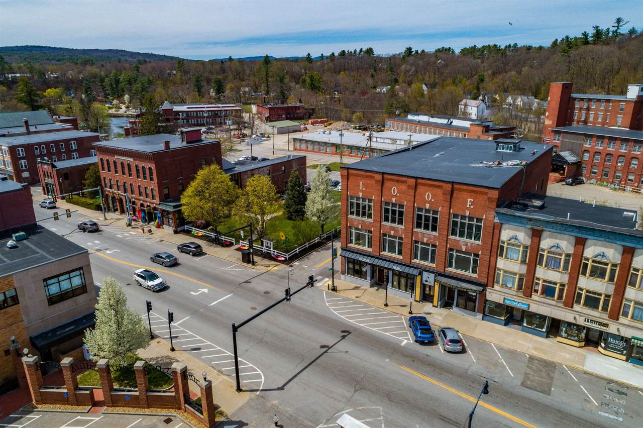 400 Central Street - Photo 1
