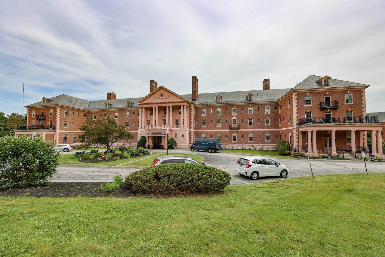 227 Pleasant Street - Photo 1