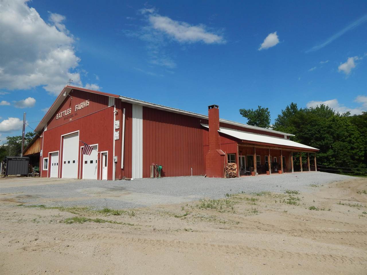 318 Center Road - Photo 1