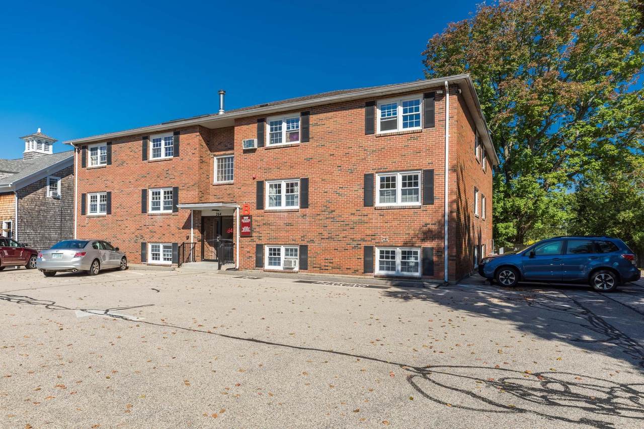 264 Lafayette Road - Photo 1