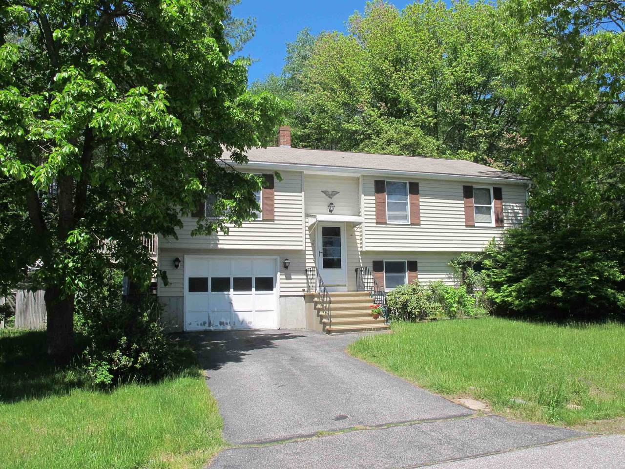 8 Jacobs Drive - Photo 1