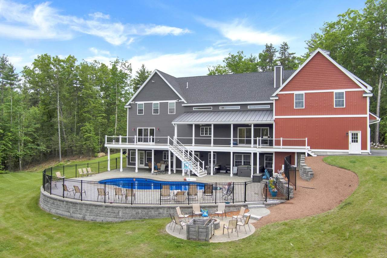 79 Woodhawk Drive - Photo 1