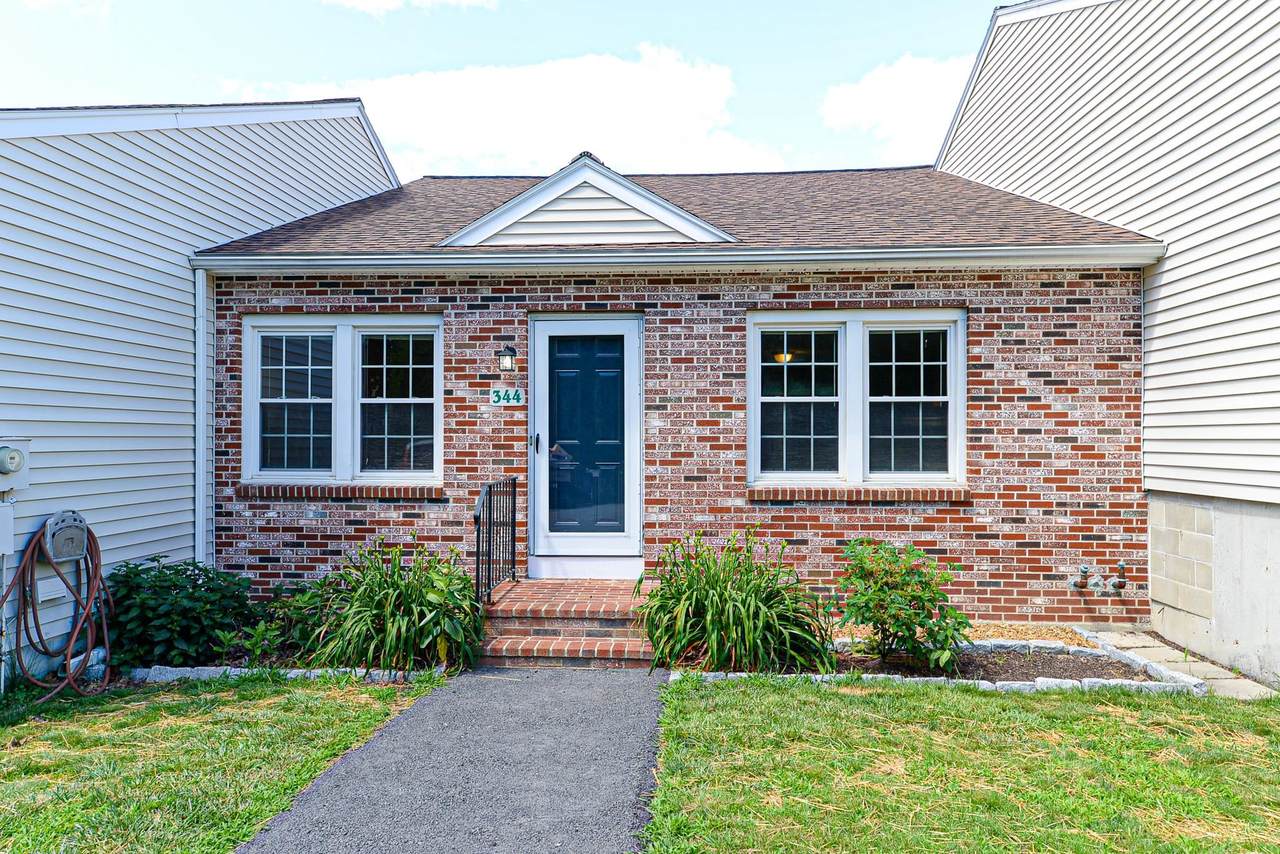 344 Portsmouth Avenue - Photo 1