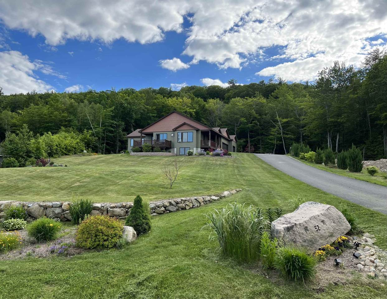 52 High Point Drive - Photo 1