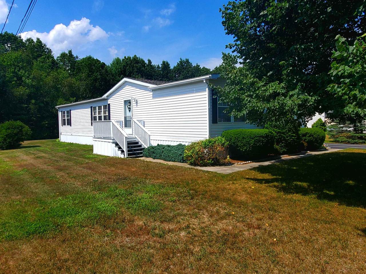 6 Windsor Drive - Photo 1