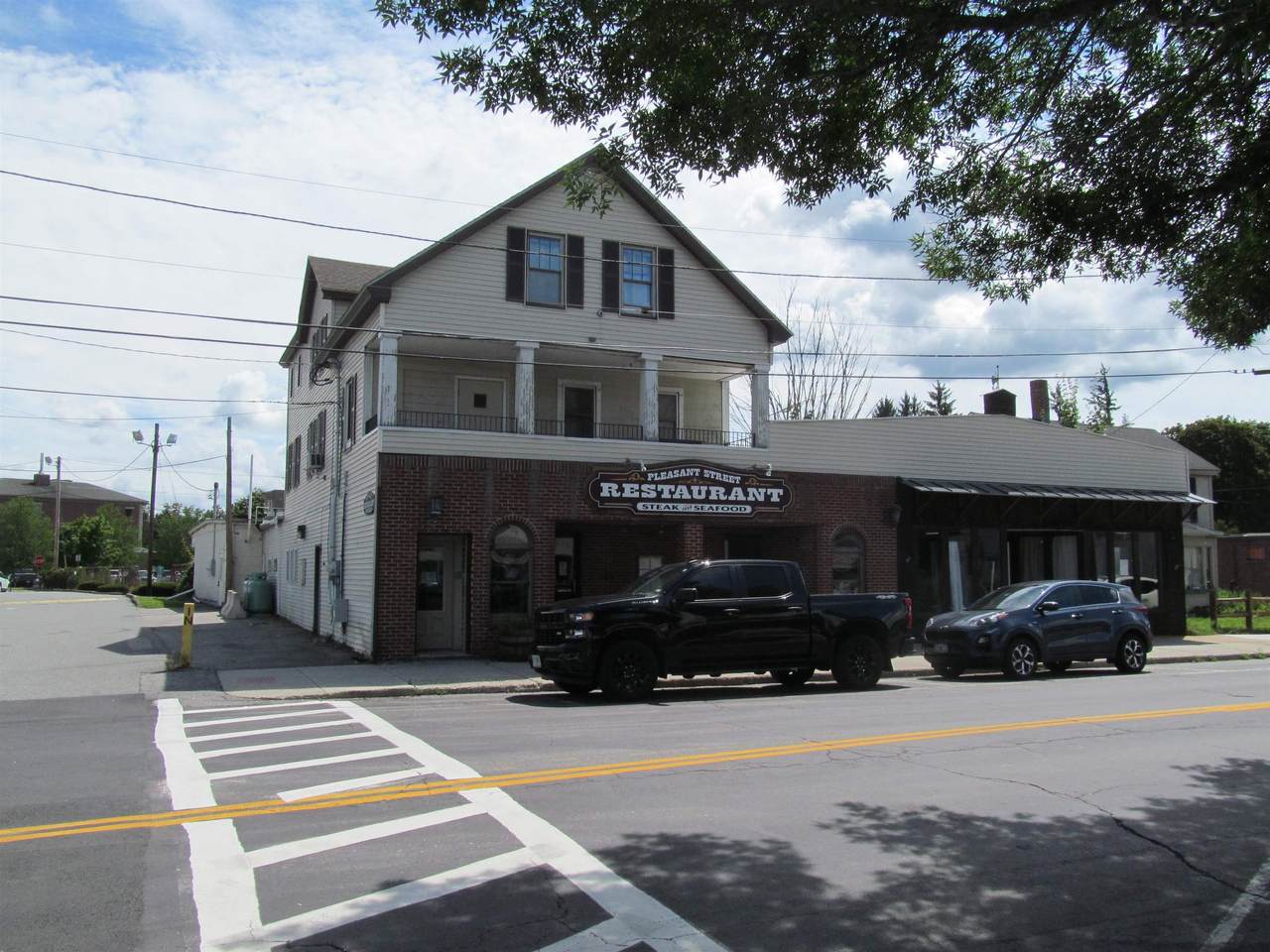 84 Pleasant Street - Photo 1