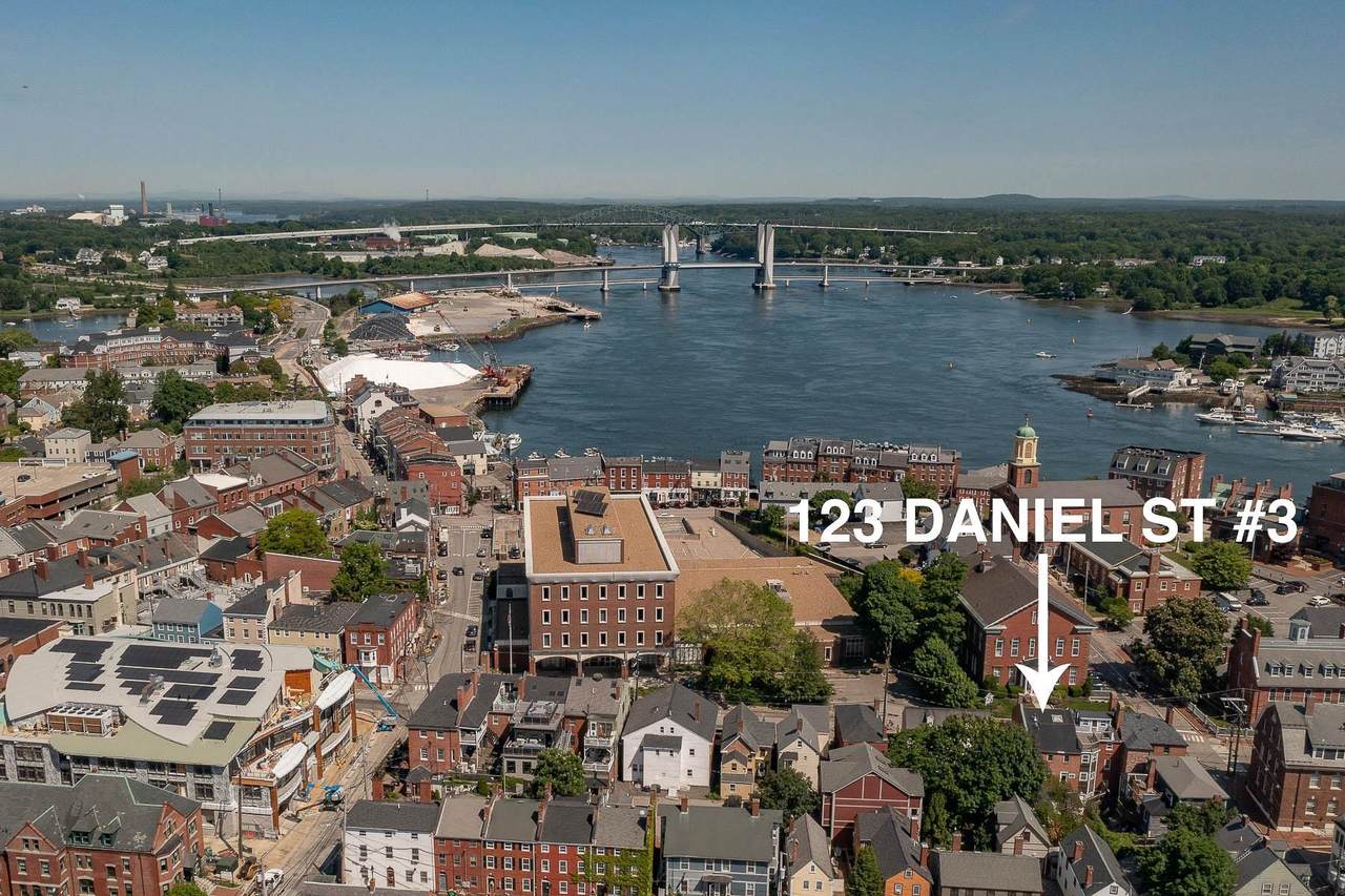 123 Daniel Street - Photo 1