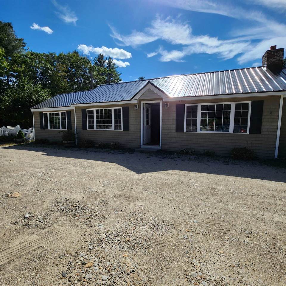 1172 Nh Route 11 - Photo 1