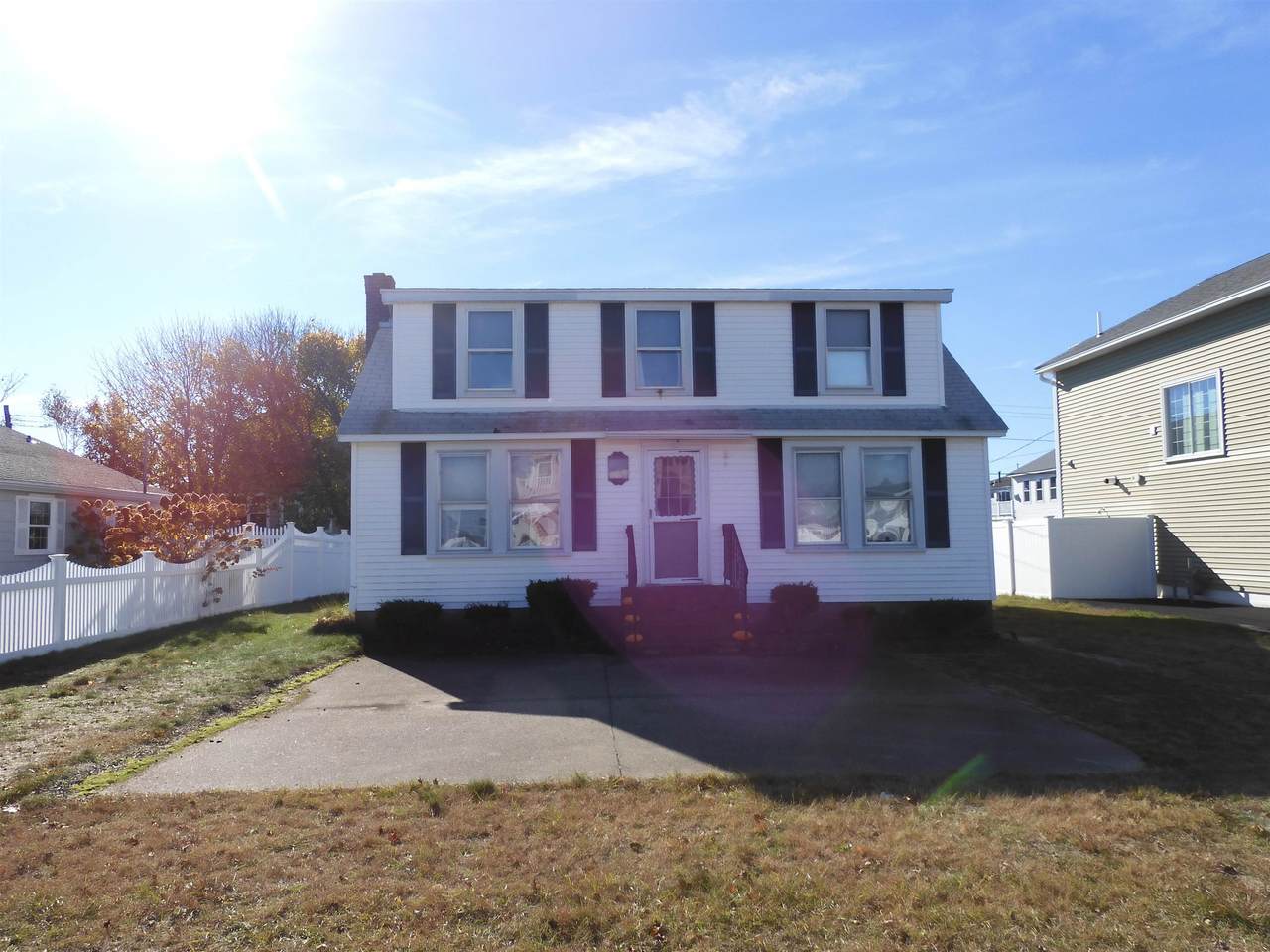 532 Manchester Street - Photo 1