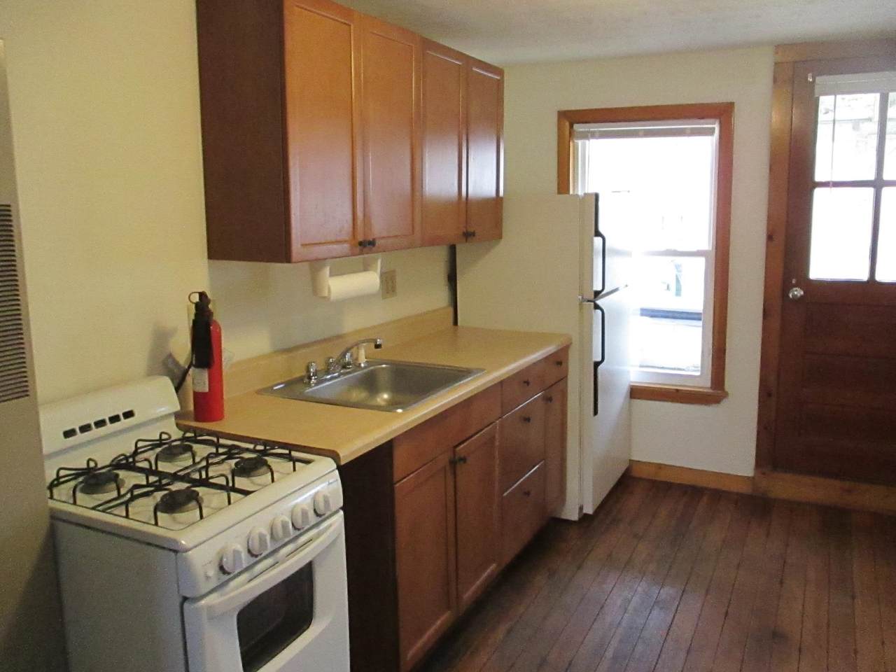 130 Roxbury Street - Photo 1
