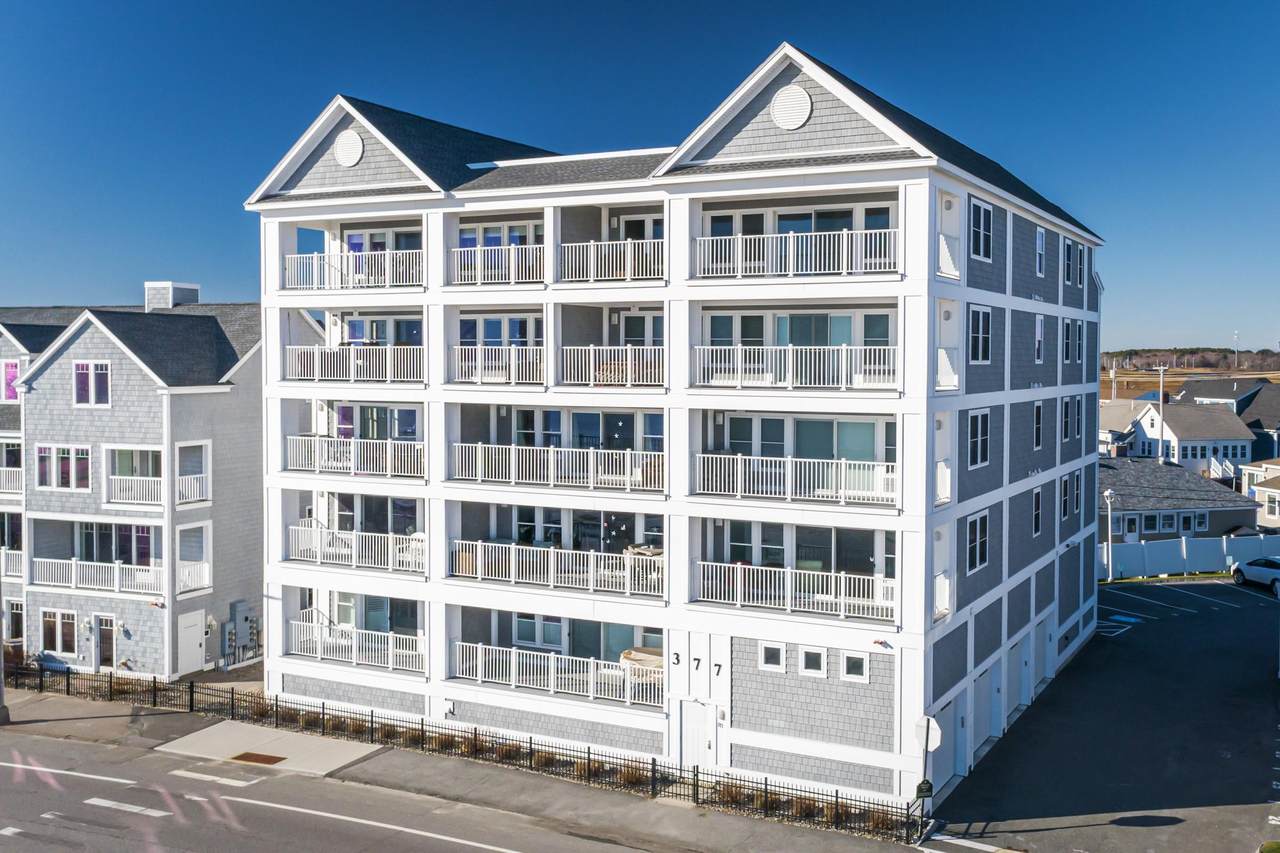 377 Ocean Boulevard - Photo 1