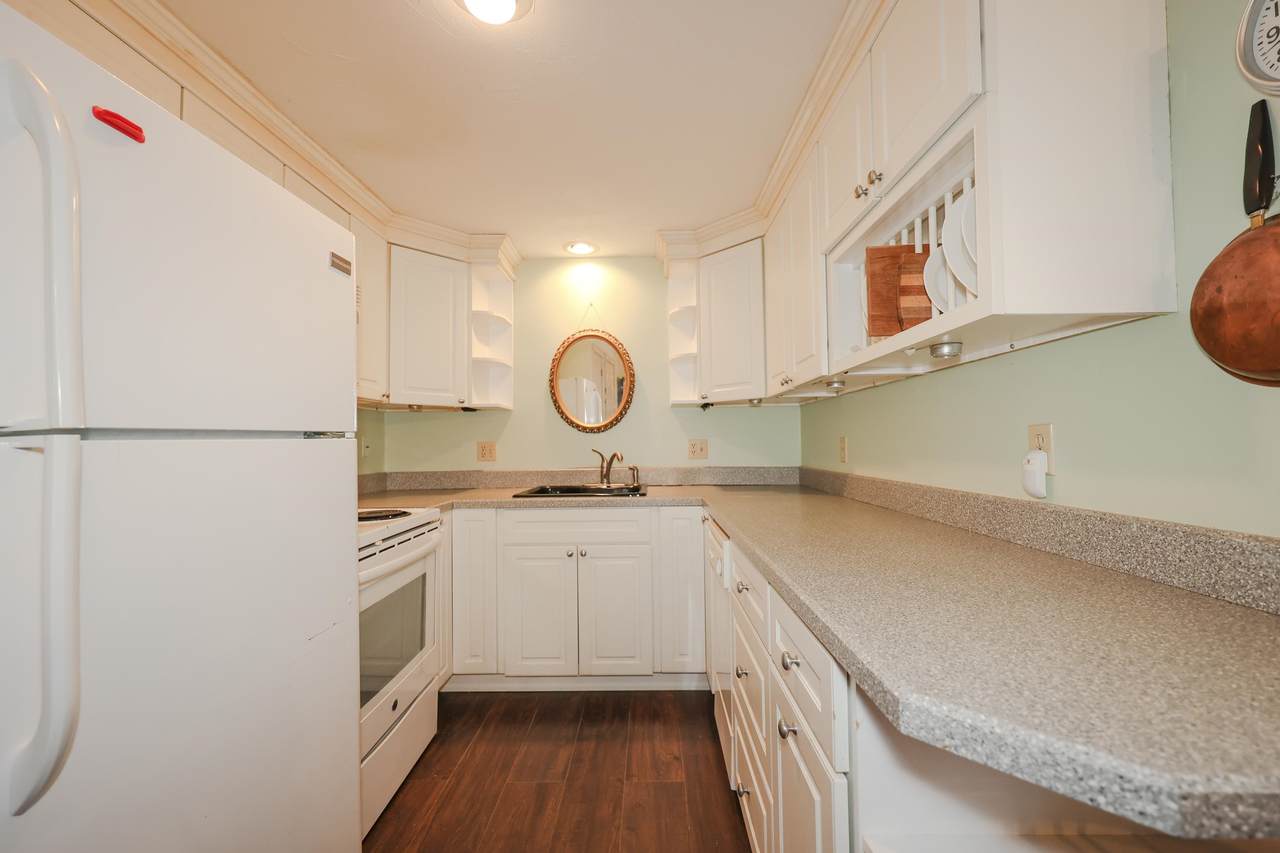 75 Stark Street - Photo 1