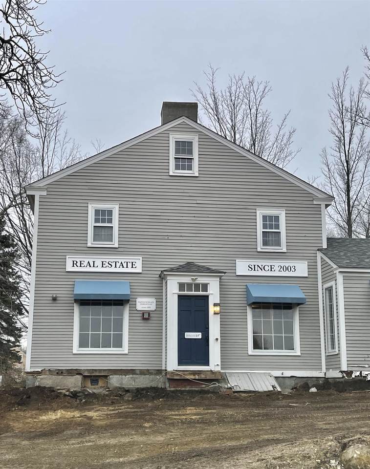 94 Portsmouth Avenue - Photo 1