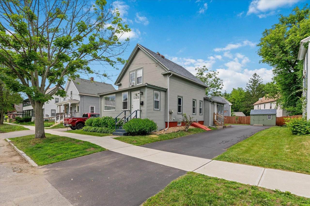 132 Marlboro Street, Keene, NH 03431 (MLS 4959032) Berkley & Veller