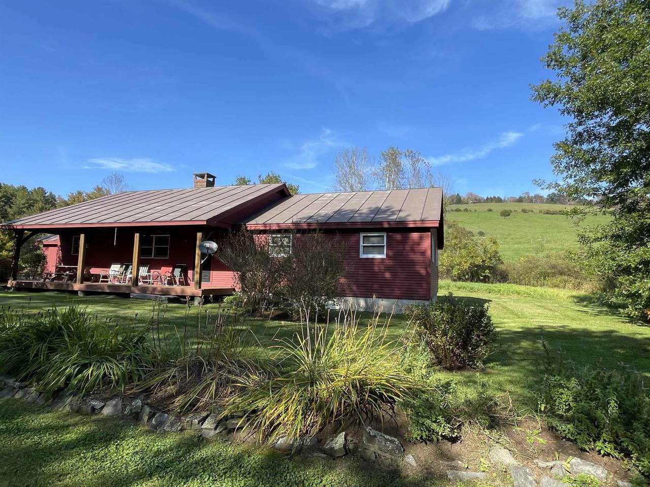 4651 Cloudland Road - Photo 1