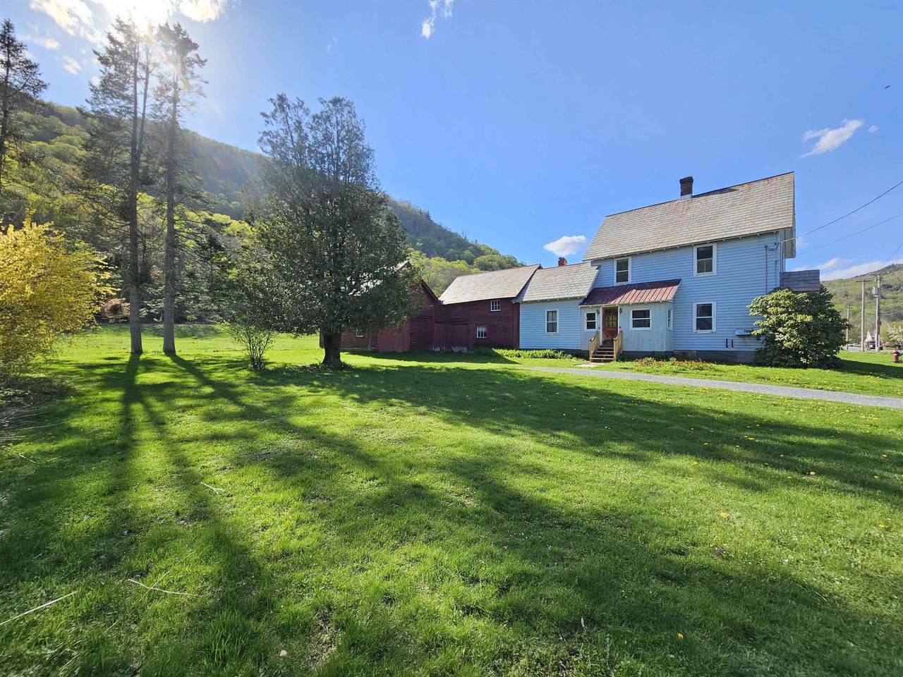 476 Tunnel Street - Photo 1