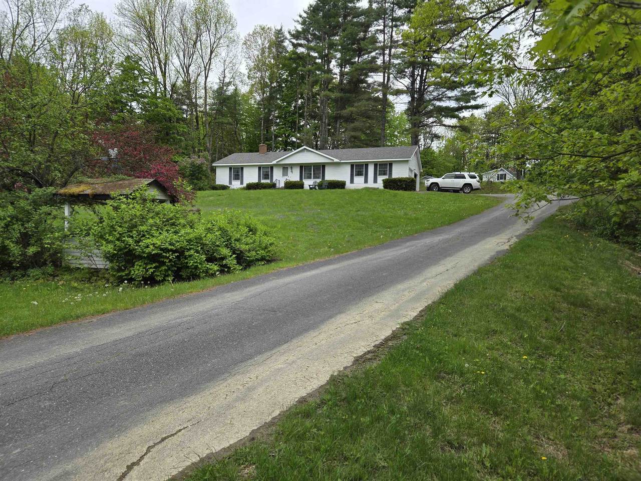 9 Pleasant Valley Road - Photo 1