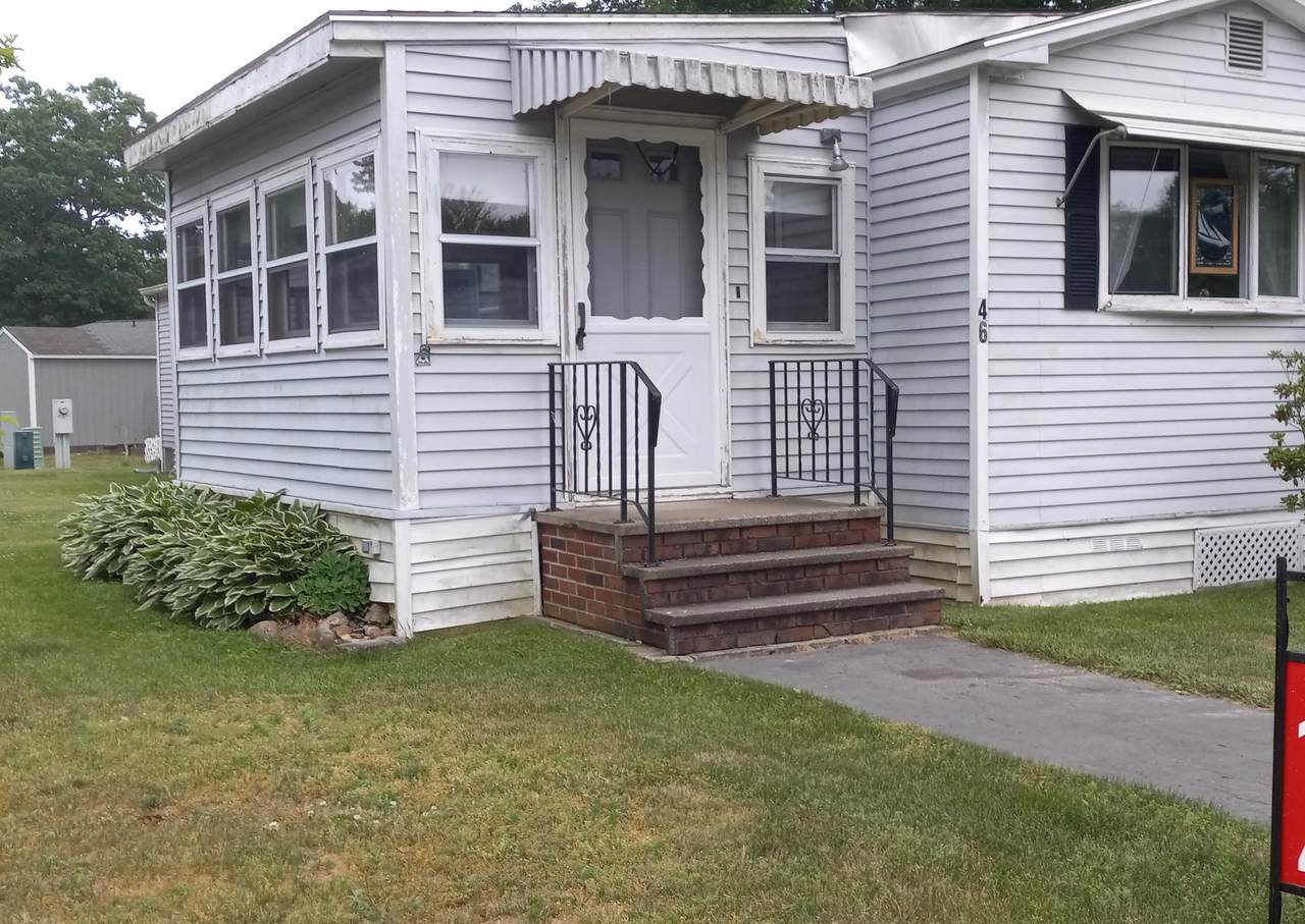 46 Carolyn Avenue - Photo 1