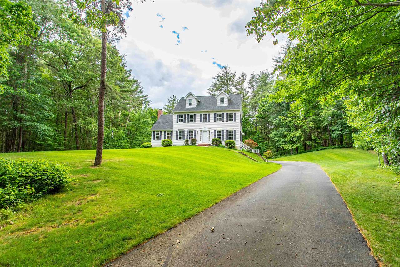 2 Squire Drive - Photo 1