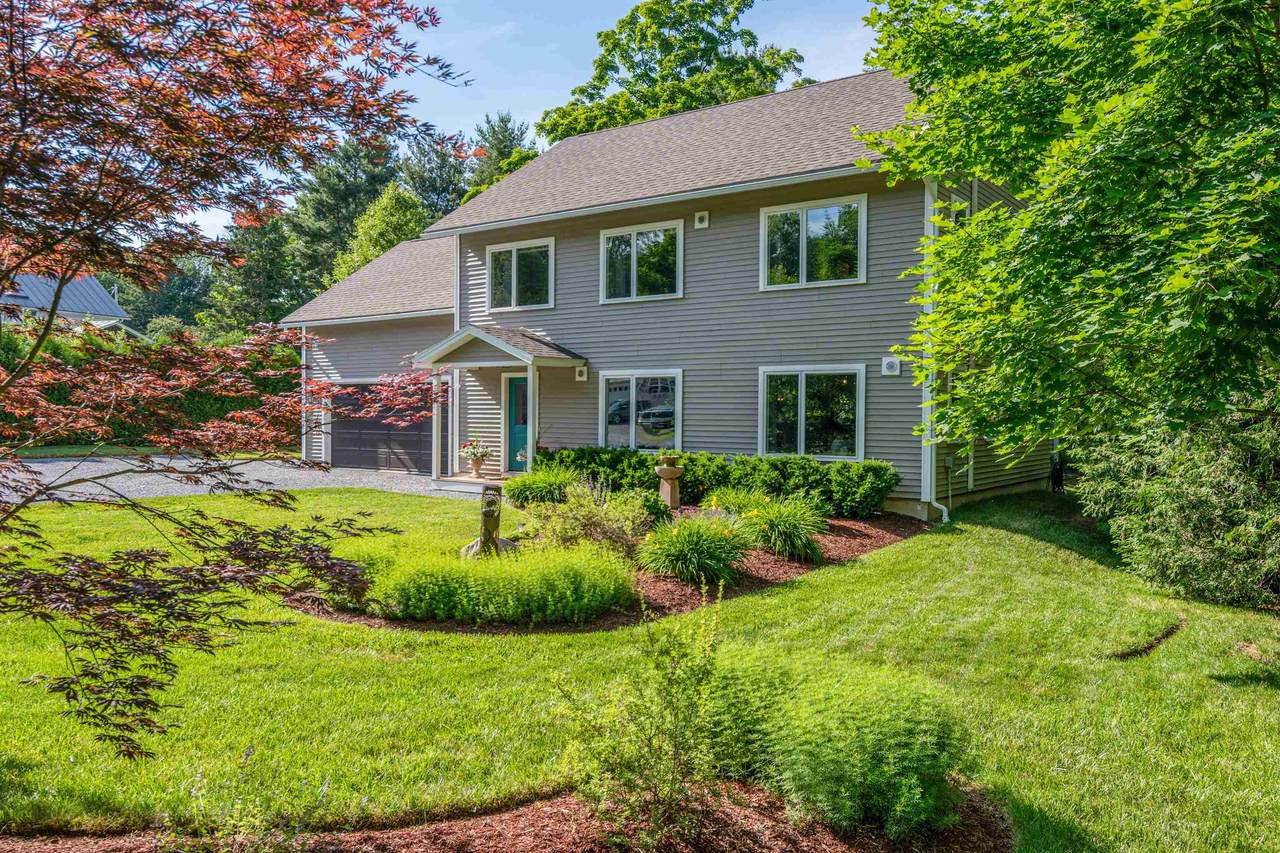 19 Barrett Lane - Photo 1