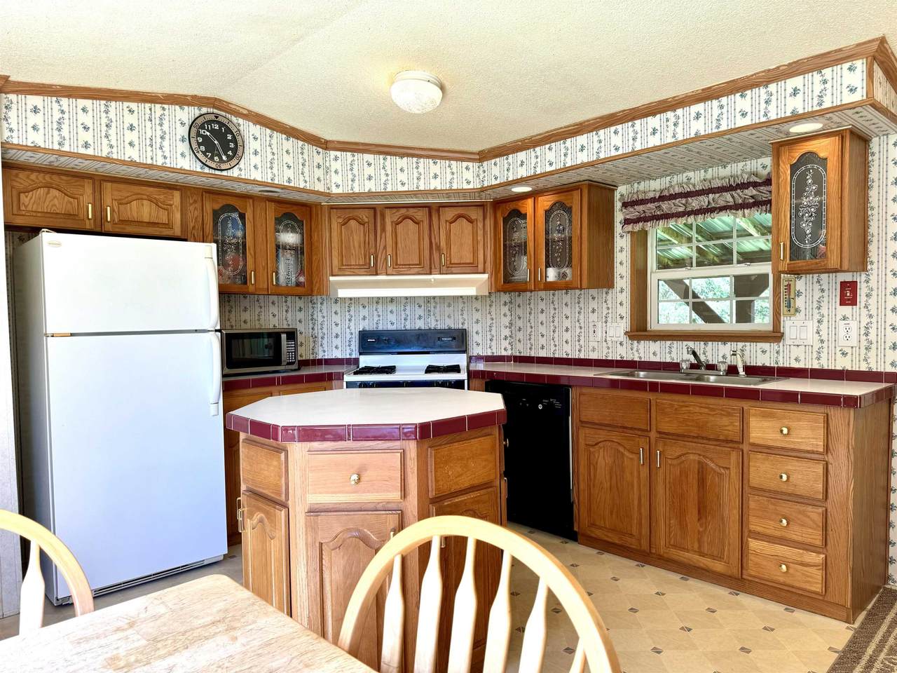 727 Baptist Hill Road - Photo 1