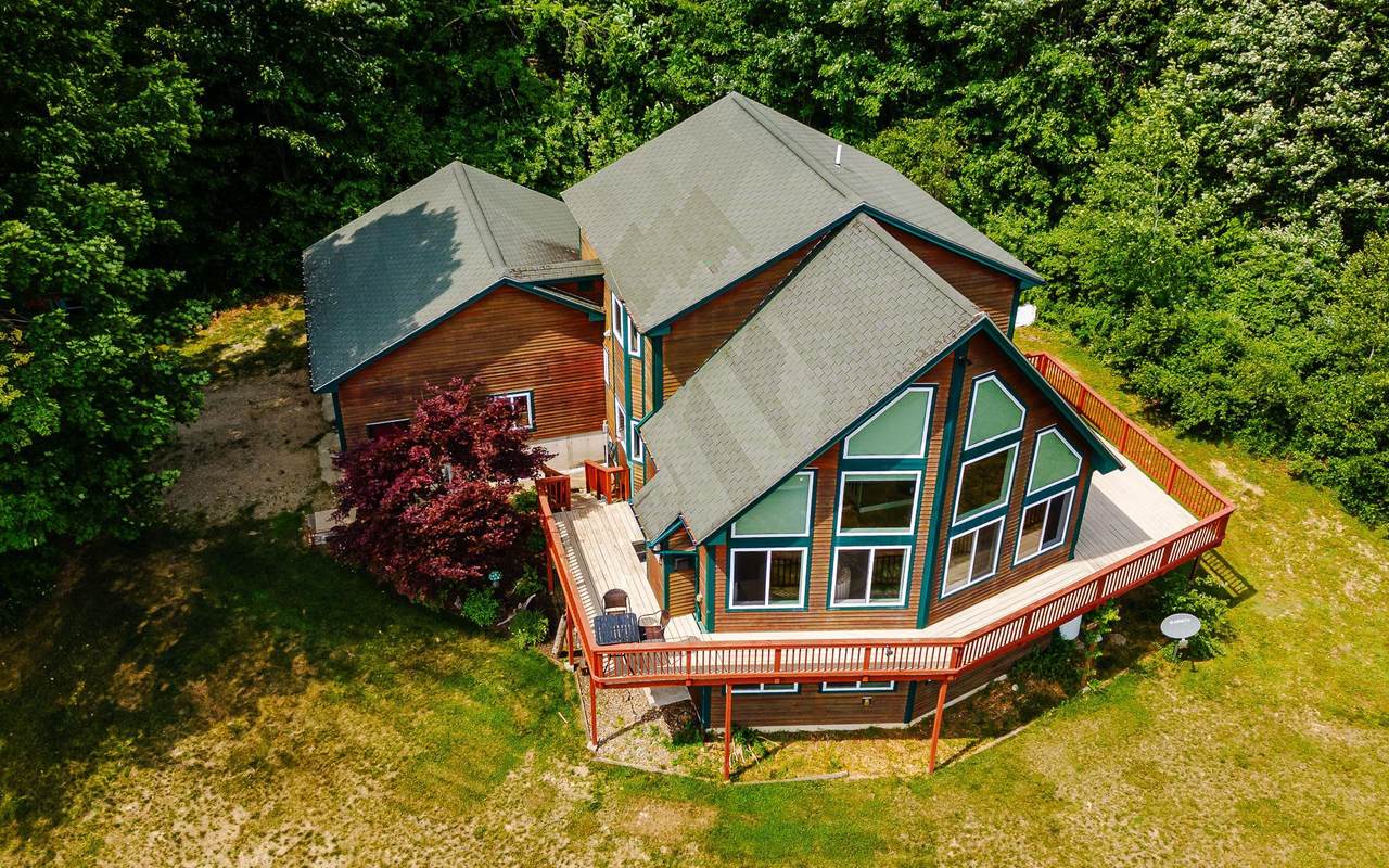 4 Valley Lane - Photo 1