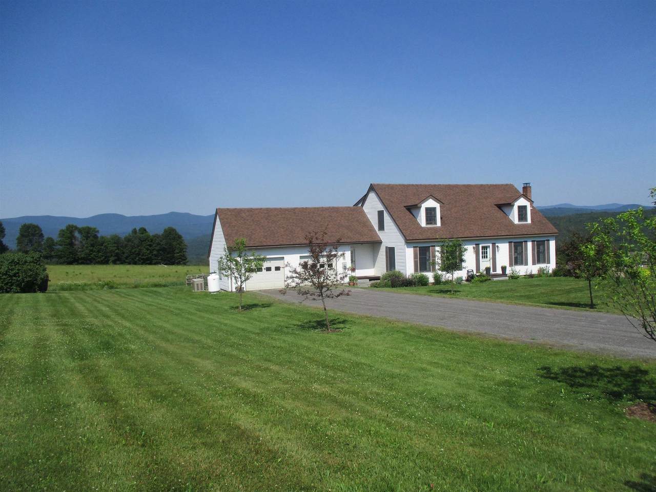 190 Old Farm Road - Photo 1