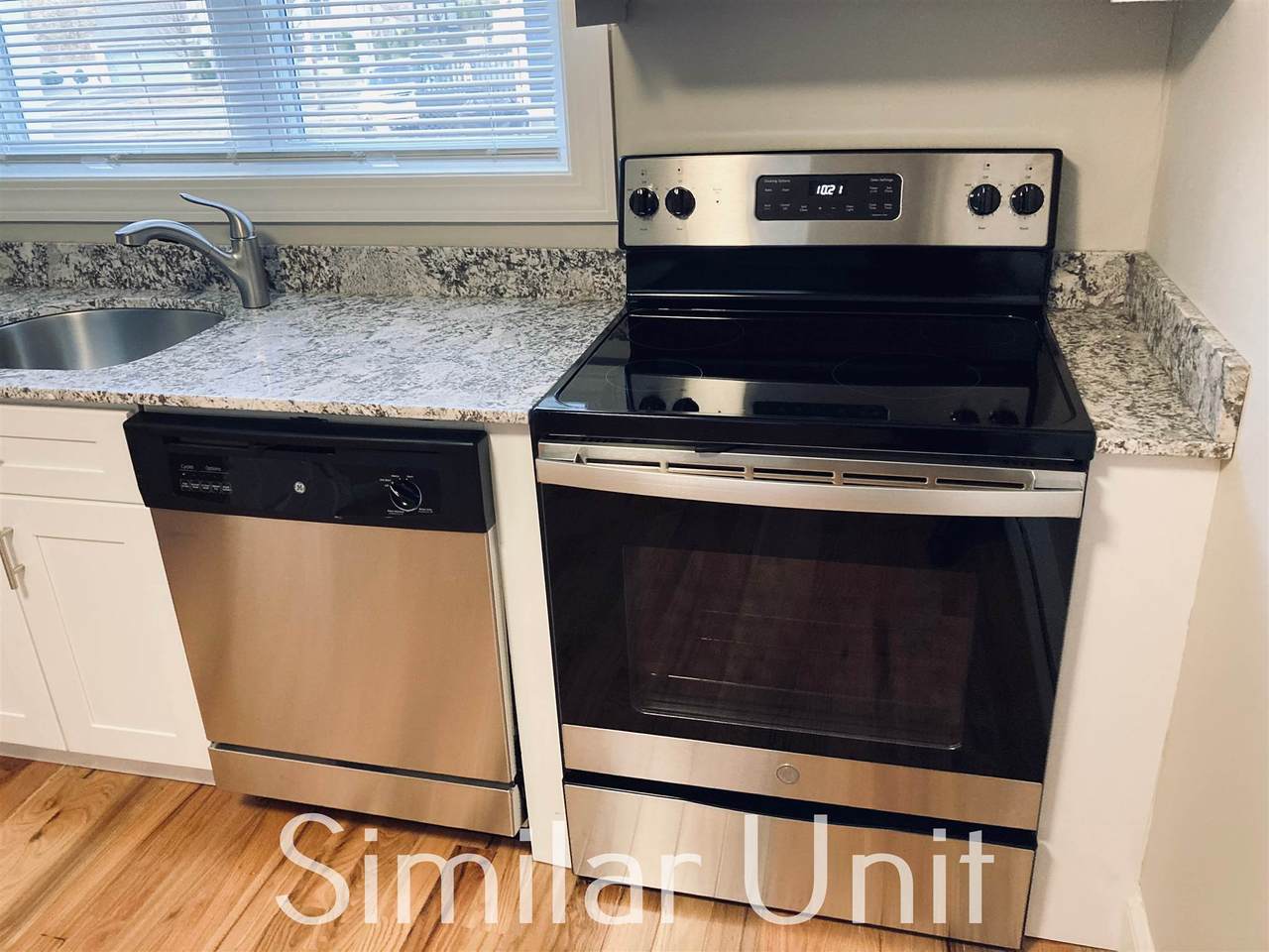 1047 Mammoth Road - Photo 1