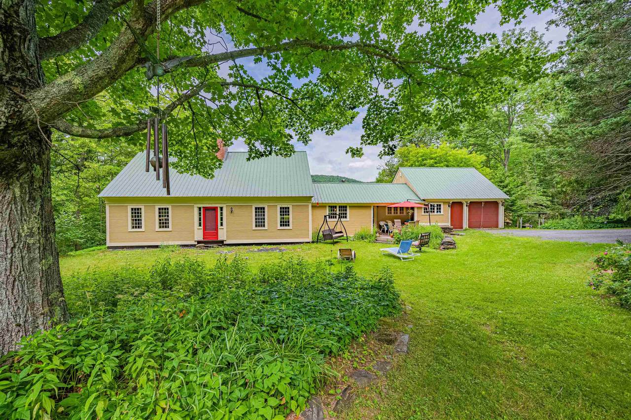 1426 East Roxbury Road - Photo 1